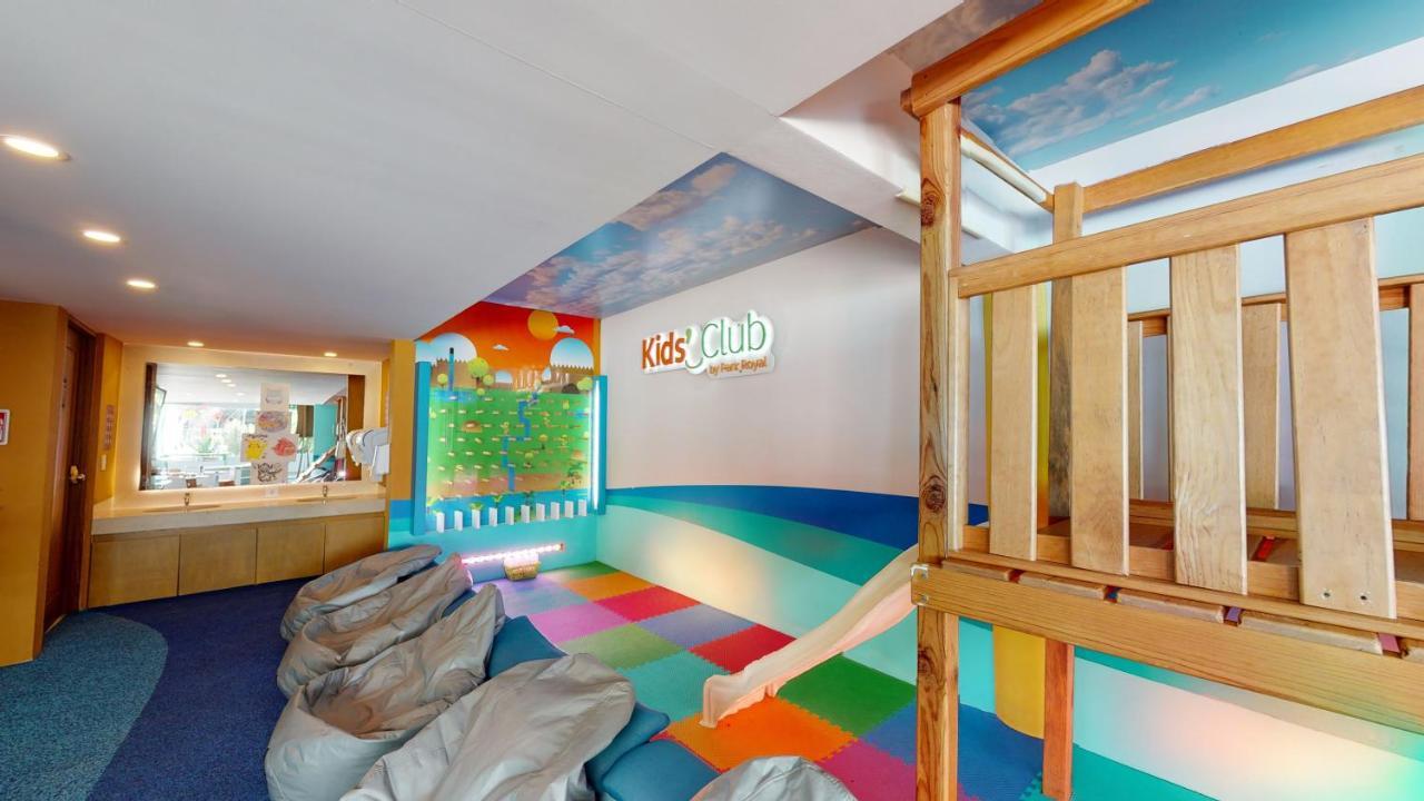 Отель Grand Park Royal Косумель Экстерьер фото Kids Club at the Sheraton Maldives Resort & Spa